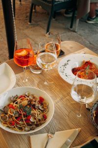pinot grigio with seafood