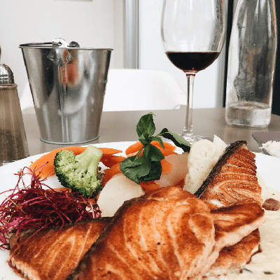 pinot noir with grilled salmon